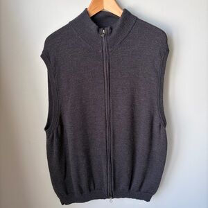 Vintage Marshall Fields Vest Men’s‎ Size XL Washable Merino Wool-100% Wool Gray